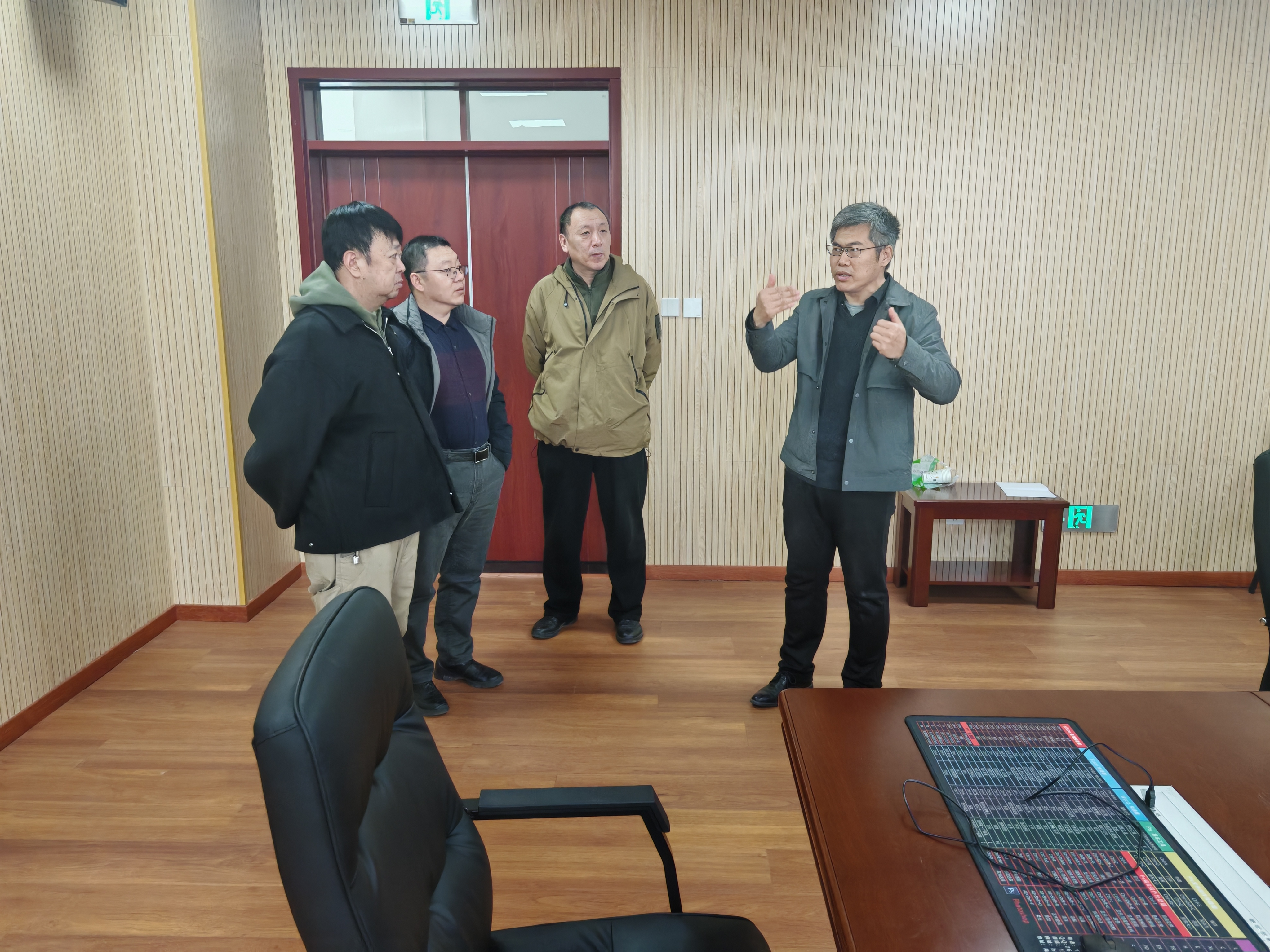 微信图片_20251125155316_4_5.jpg 微信图片_20251125155316_4_5.jpg