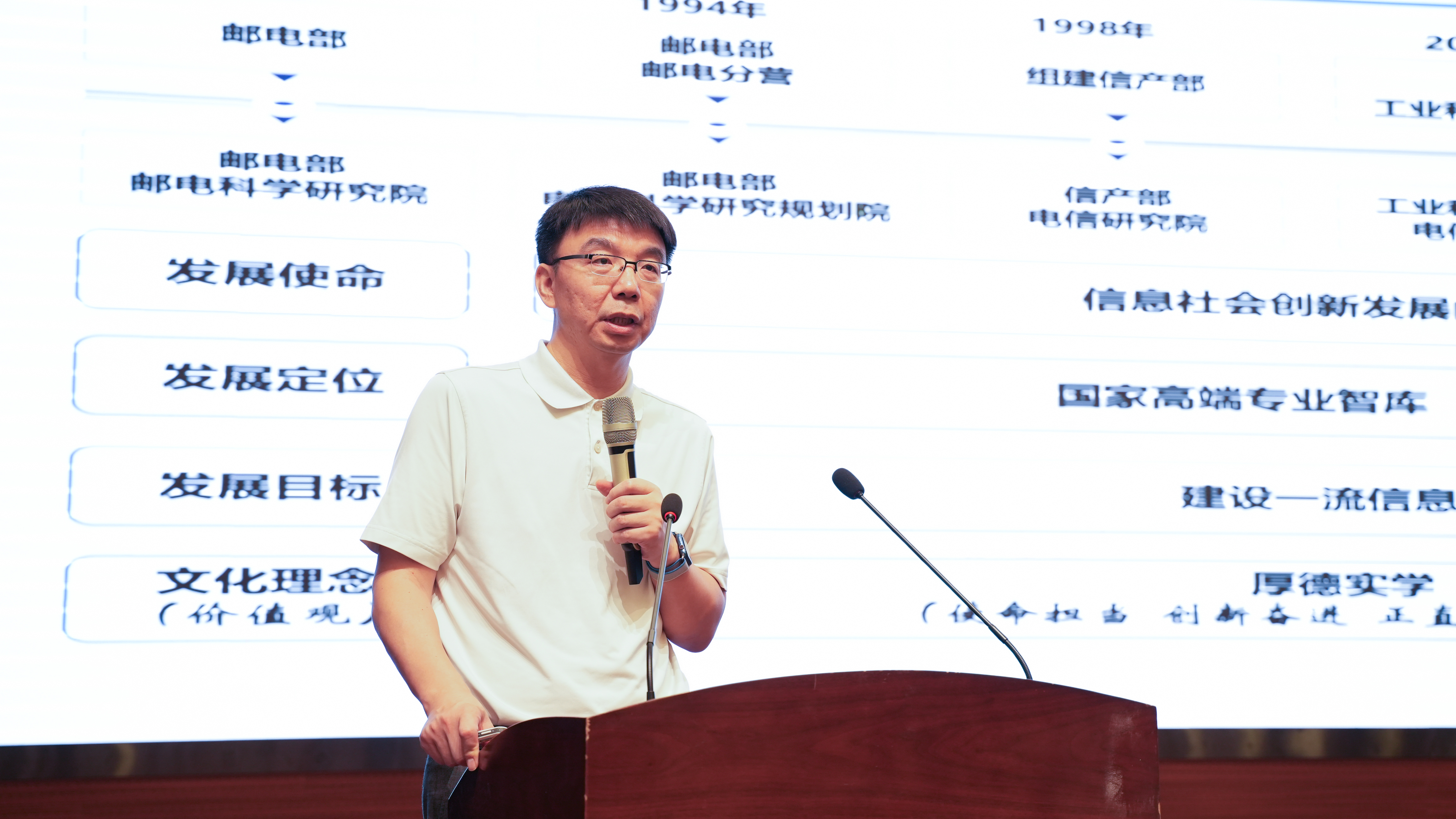 连云波.jpg